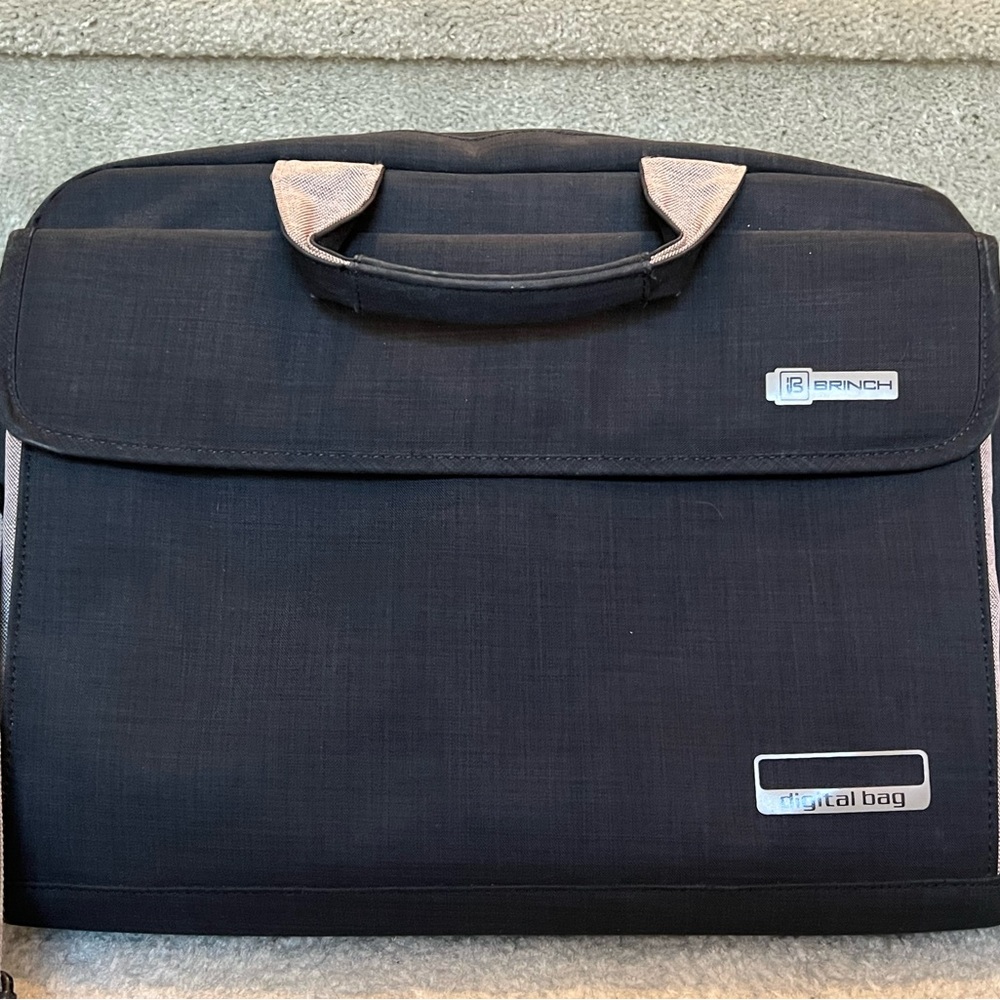 Laptop Bag 💼!